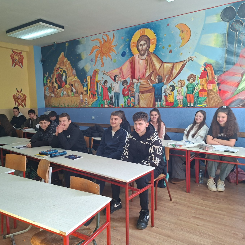 Budi drug, ne budi glup!